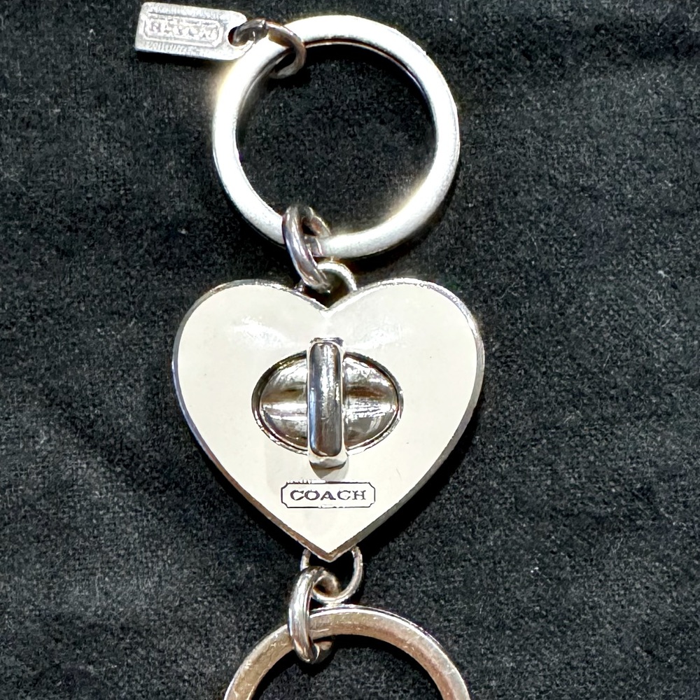 COACH Heart 2 piece Keychain 🤍